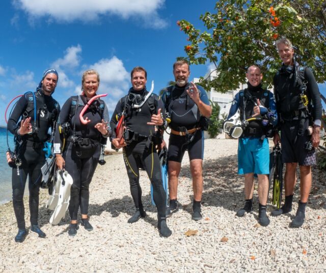 Huge discount on Avelo courses! 💙

If you've been considering becoming an Avelo diver, this is your sign to go for it! With massive discounts available in November and December, there’s never been a better time to get Avelo diver certified!

For reservations, email us at info@divefriendsbonaire.com or send us a message.

#avelo #bonaire #discount #avelodiver #scubadiving