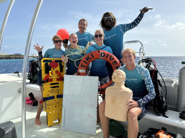 Our incredible team just wrapped up an intensive boat rescue training, ensuring we're always ready to provide the safest and best diving experience possible!

#divefriendsbonaire #rescuetraining #rescueboat #PADIRescue #rescuedivers #bonaire #scubadivers #rescuetrainingday #padirescuediver #padirescuetraining #safety #padisafetydiver #diversparadise